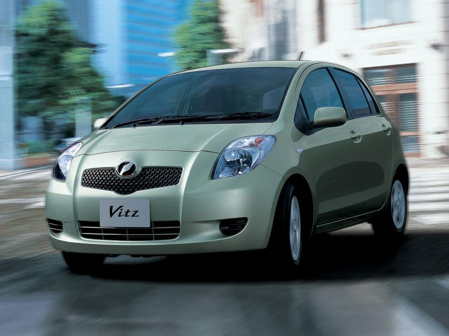  Toyota Vitz 2005 года  (фото 2 из 13)